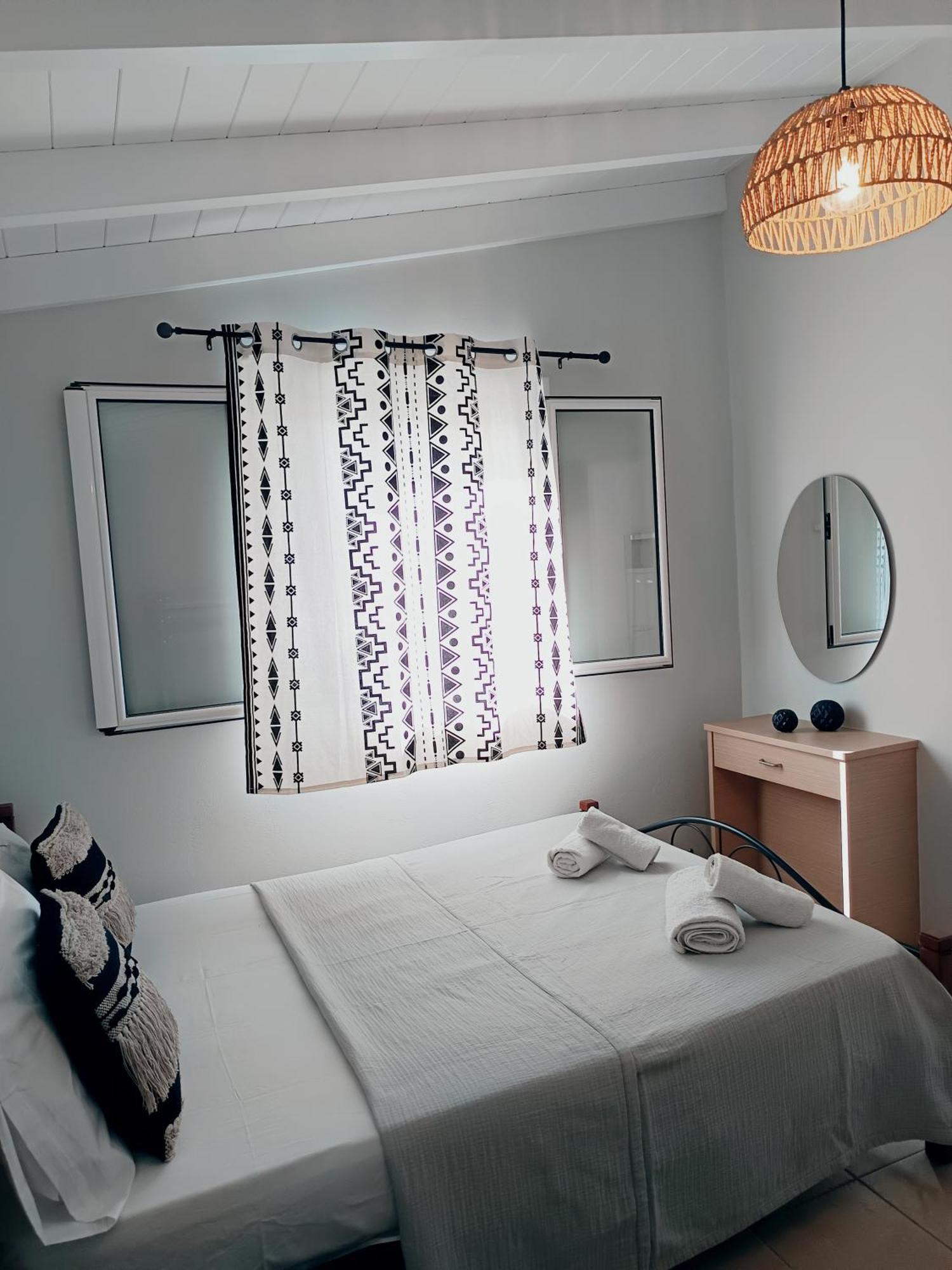 Drosostalia Apartments Lefkada City Ngoại thất bức ảnh