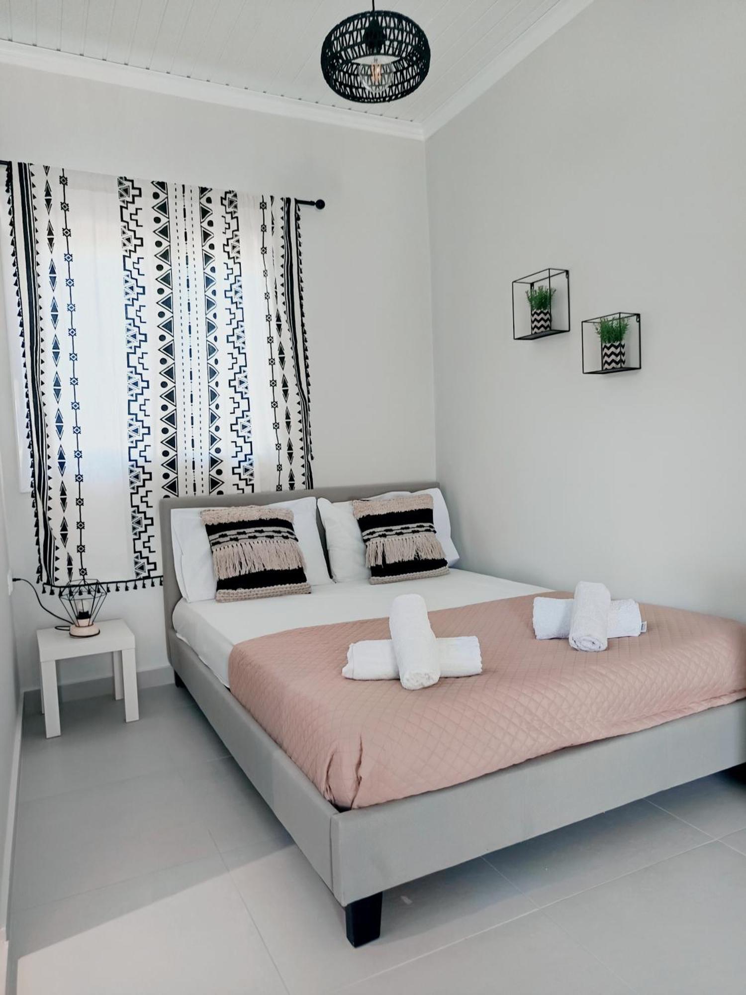 Drosostalia Apartments Lefkada City Ngoại thất bức ảnh