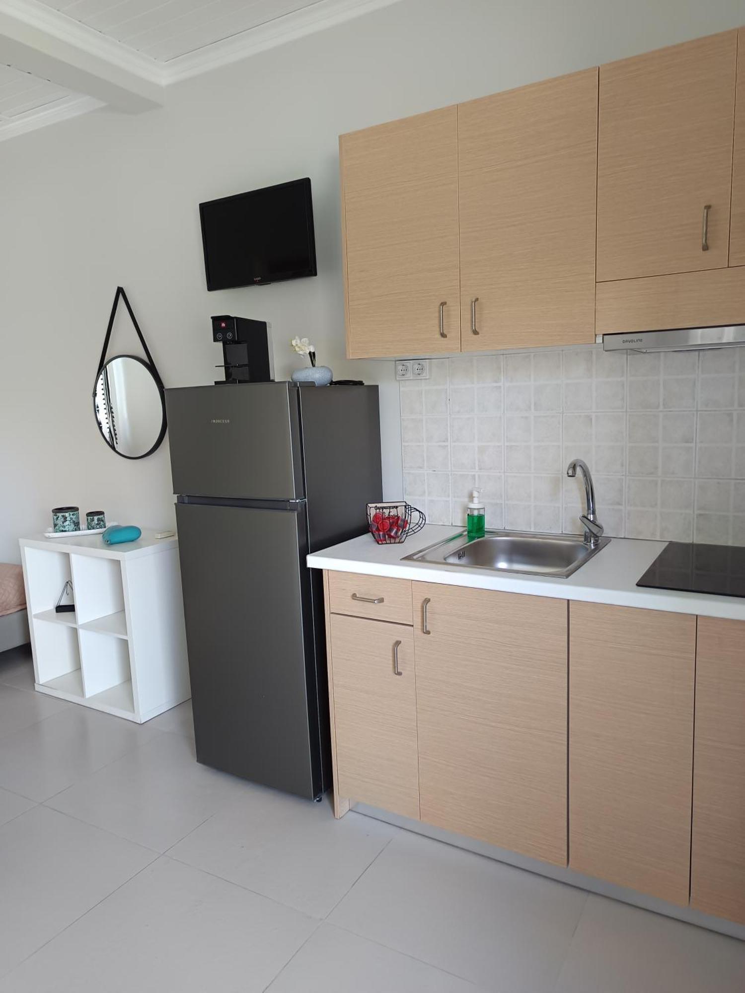 Drosostalia Apartments Lefkada City Ngoại thất bức ảnh